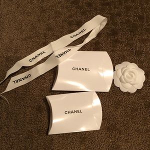 Chanel packaging